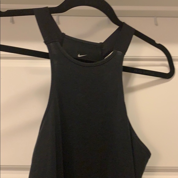 Nike Tank - Picture 3 of 4
